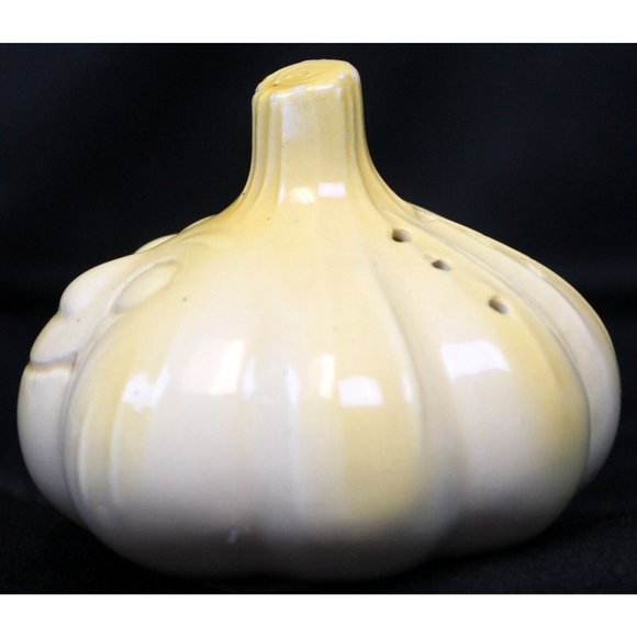 Vtg 60s Anthropomorphic Smiling Garlic Shaped Salt Pepper Shaker Yellow Ceramic - Picture 2 of 11